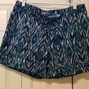 Apt 9 black and blue cuff shorts